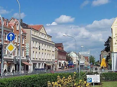 In Oberlausitz Mit Grossem Garten Weisswasser